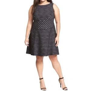 Halogen sleeveless dress. Size 14. Black light tan. Stripes. Zipper back.